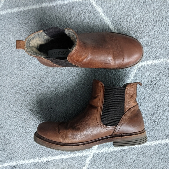 Maddison Shoes - Maddison Chelsea leather winter boots